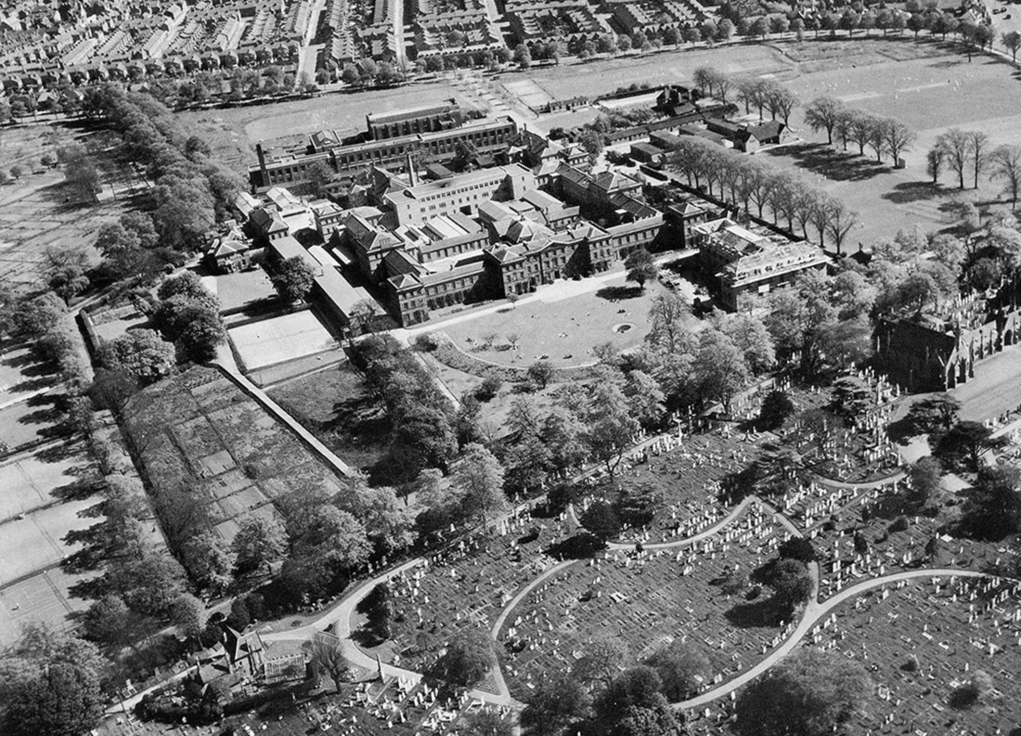 Showing the cemetery (bottom) and the Fielding Johnson Building at Leicester University (top) c.1950s - Friends of Welford Road Cemetery