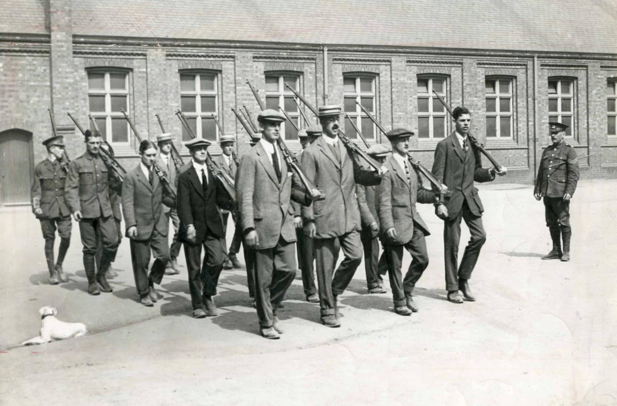Recruits ‘square bashing’ on the parade ground at Magazine Square - Leicester Mercury Archive at the University of Leicester