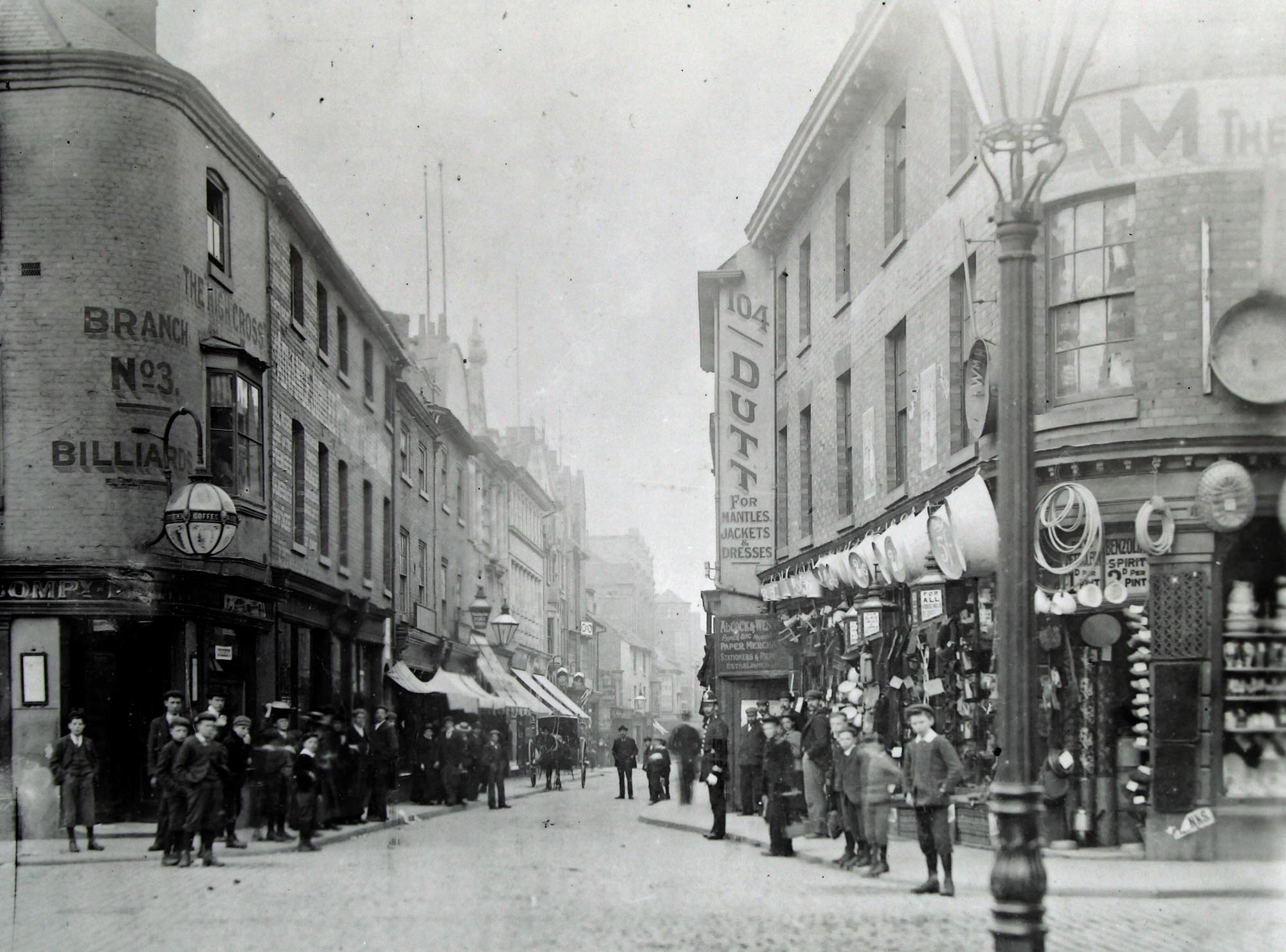 Looking down High Street from Highcross Street c.1890 - Leicestershire Record Office