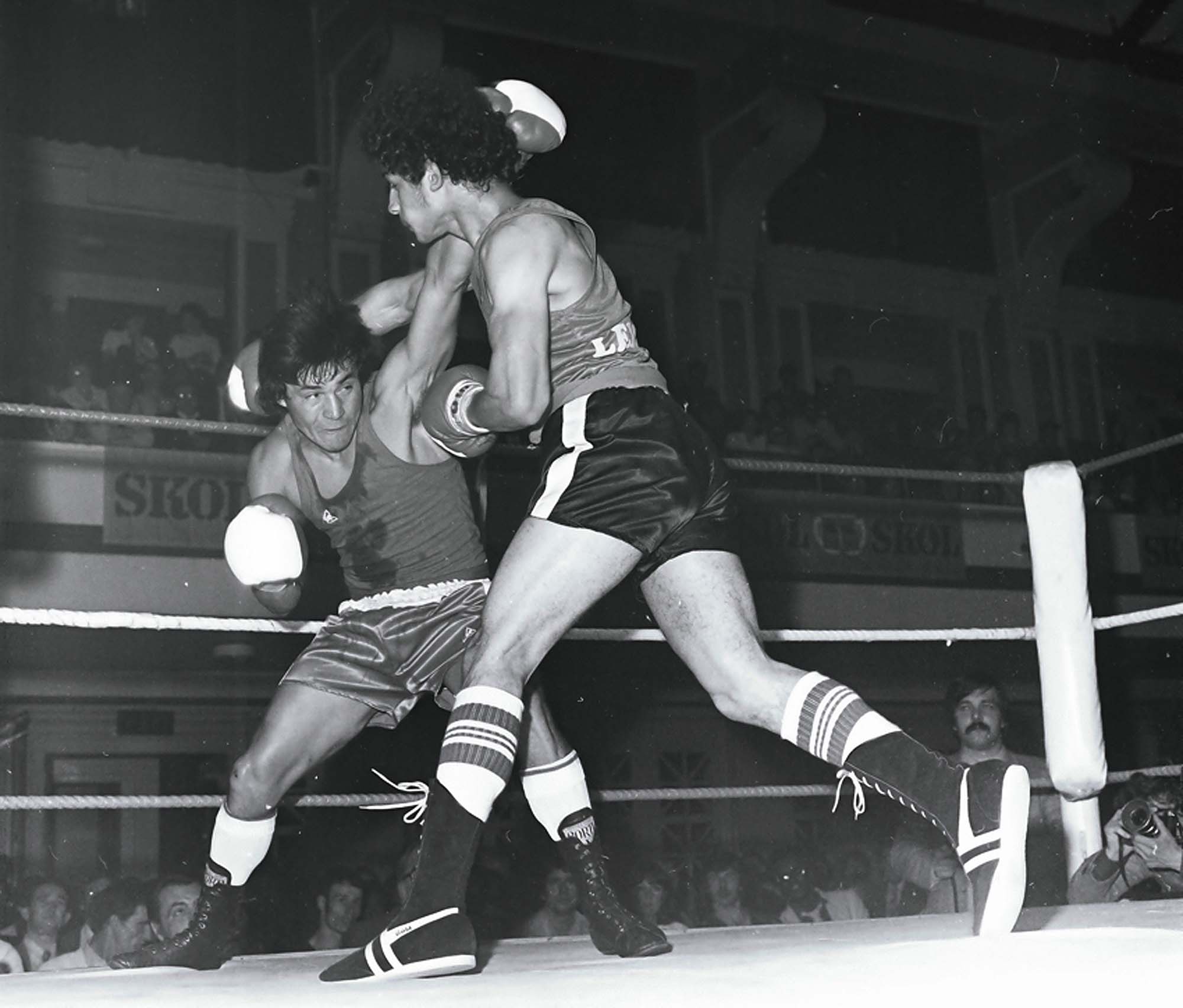 A boxing match at De Montfort Hall, 1981 - 