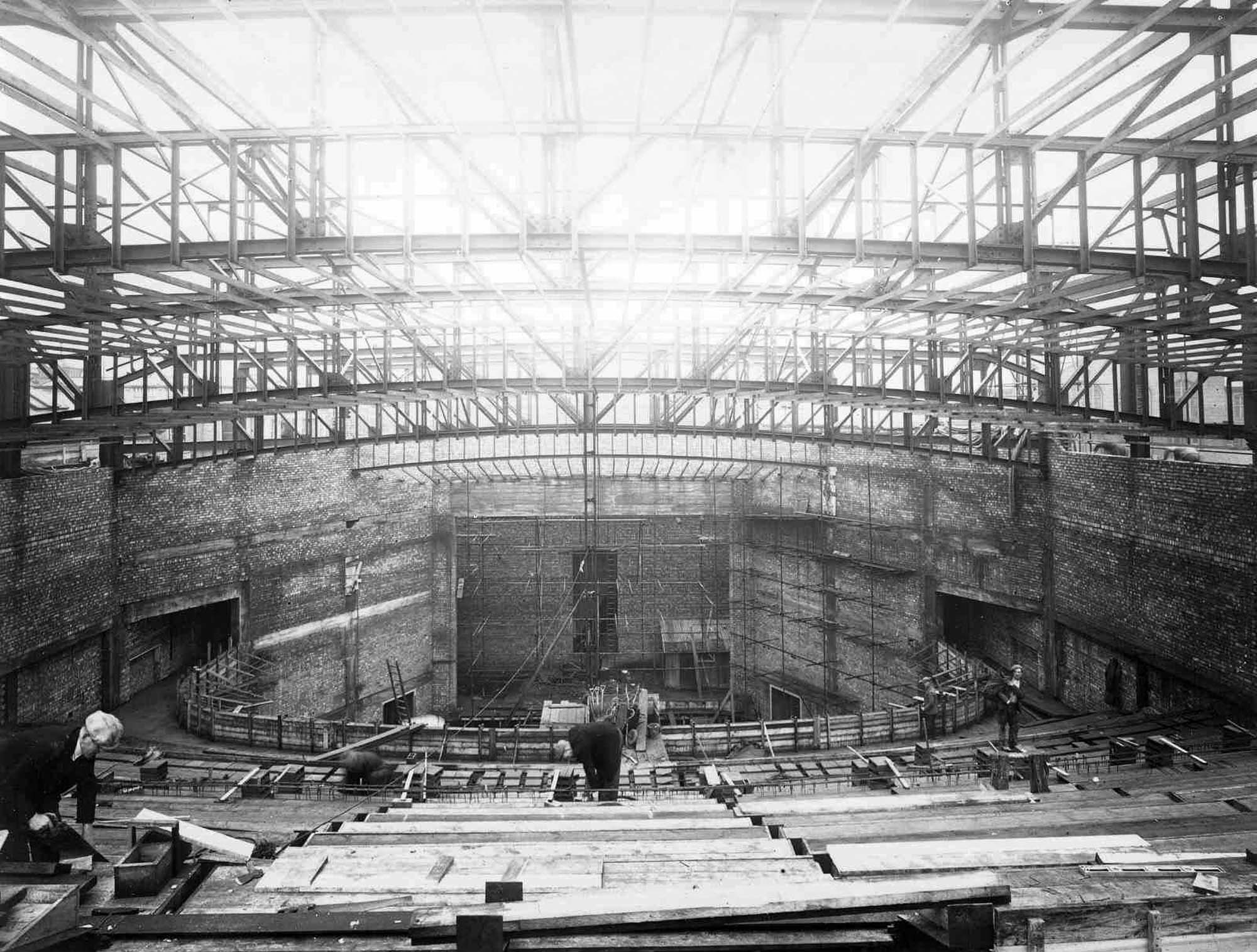 Odeon Cinema under construction 1937 (1)