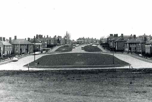 Hand Avenue viewed from Hinckley Road - Record Office for Leicestershire, Leicester and Rutland