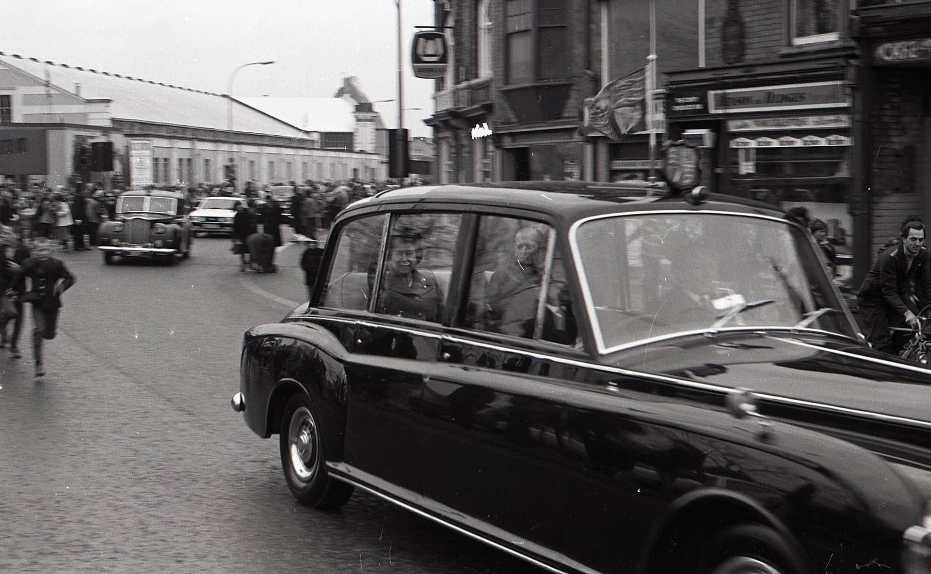 The Queen travels past Granby Halls on her 1980 visit to Leicester -