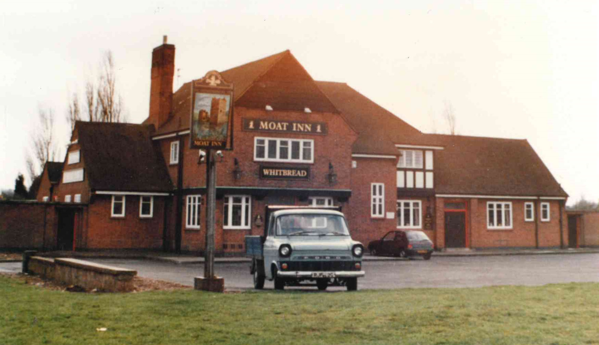 The Moat, Netherhall 1960 - Barry Lount copyright, Leicester Mercury original